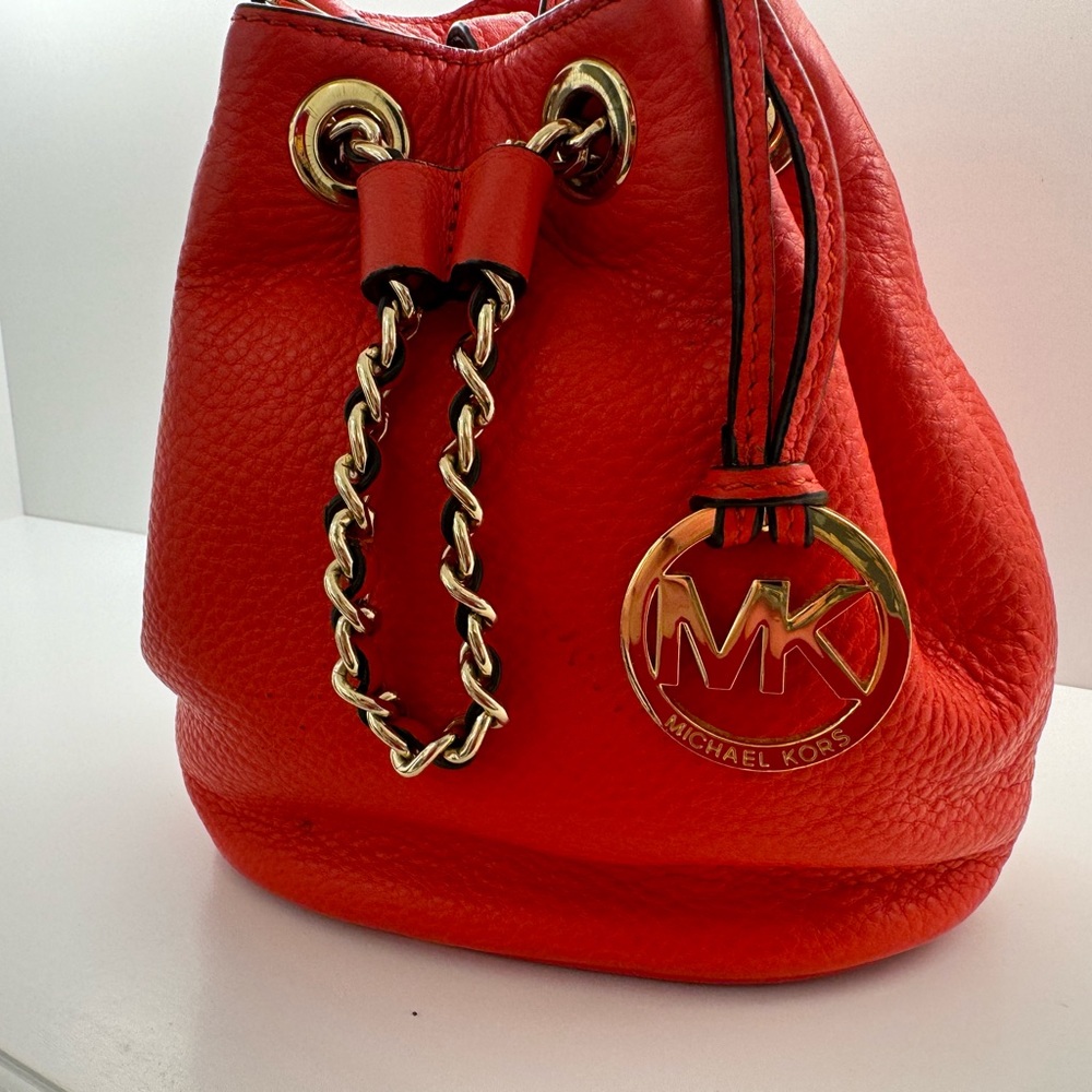 🧡 Orange Michael Kors bag with gold chains - Picture 4 of 4